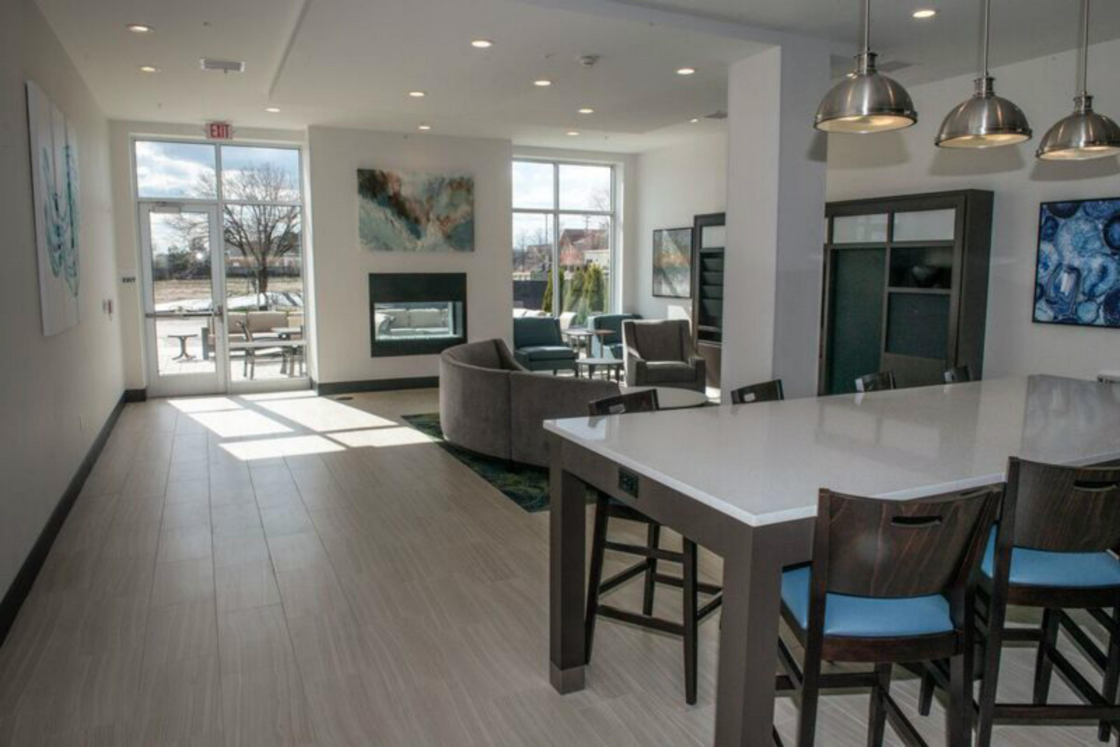 Holiday Inn & Suites - Farmington Hills - Detroit Nw By Ihg Esterno foto
