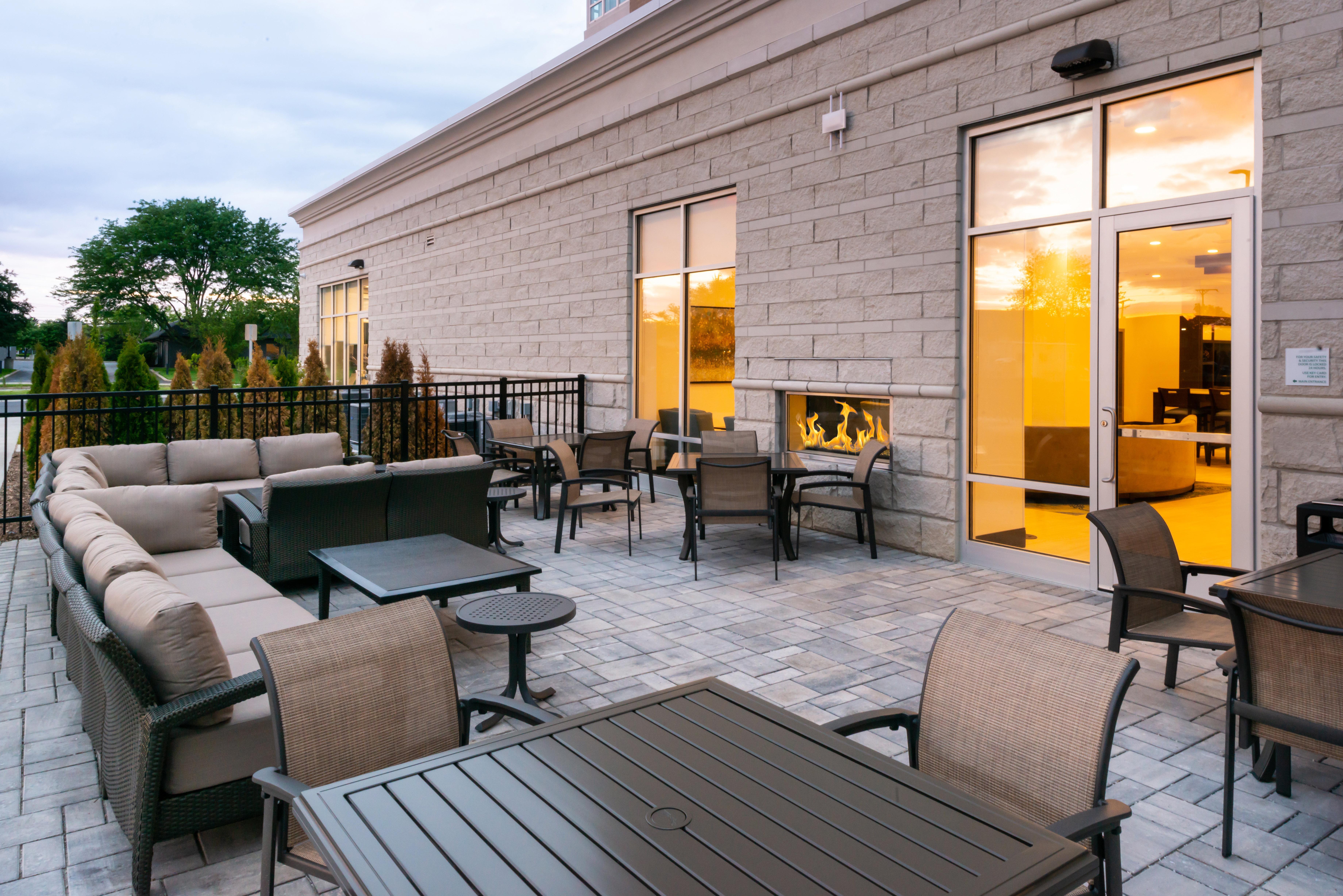Holiday Inn & Suites - Farmington Hills - Detroit Nw By Ihg Esterno foto