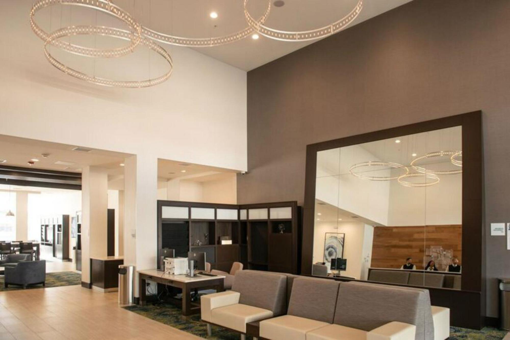 Holiday Inn & Suites - Farmington Hills - Detroit Nw By Ihg Esterno foto